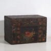Malle chinoise ancienne peinte en bois de pin – Chine, circa 1900 – Armoires de rangement, Iron (photo 9 of 40)