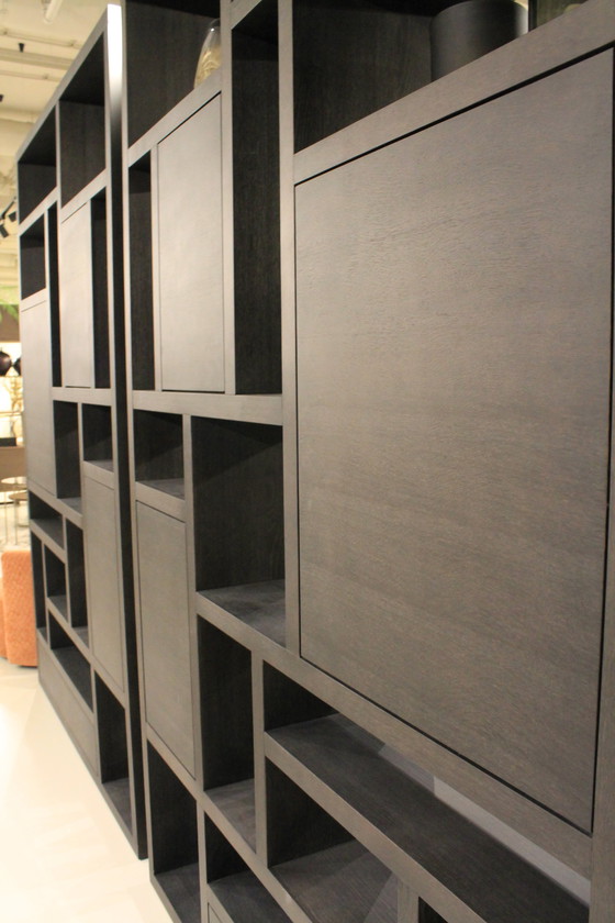 Image 1 of RB Collection Verus room divider