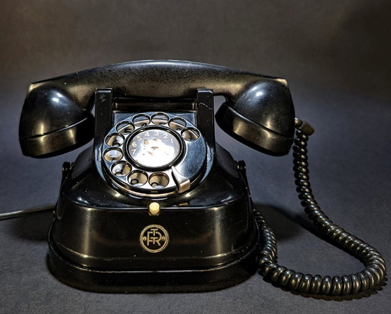 Oude RTT 56 A telefoon (België) 1956 - functioneel – Decoratieve objecten, Metal, Plastic (photo 10 of 11)