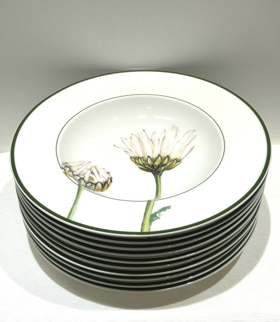 Villeroy & Boch Flora 'Marguerite', 12-piece Crockery set, Porcelain, Green (photo 4 of 6)