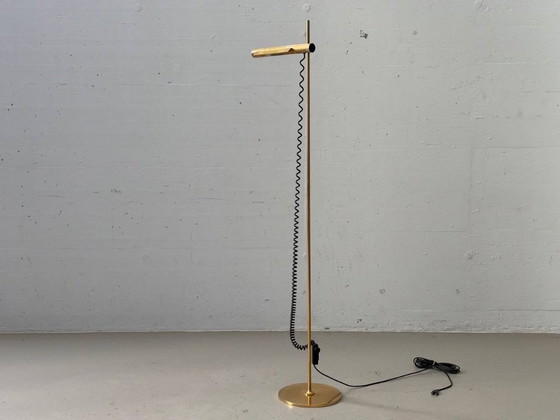 Baltensweiler HALO 250 Lampada da terra – Ottone, Classico del design svizzero – Lampade da terra, Metallo (photo 6 of 9)