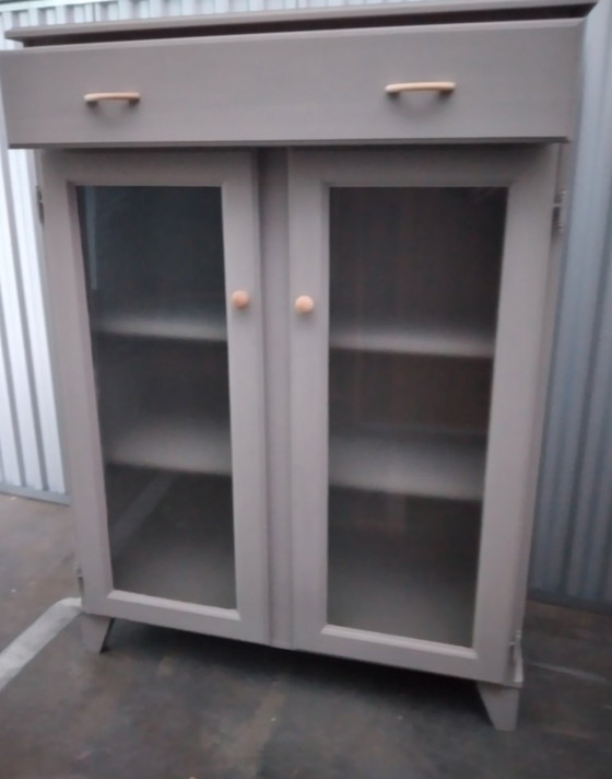 Image 1 of Mobiletto vintage con 2 ante e 1 cassetto largo 123x90x40