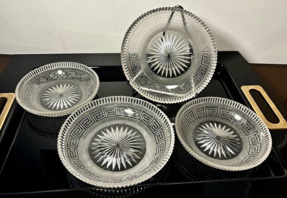 4 Plates Baccarat 2/2 in Antique Greek Key | €120 | Whoppah