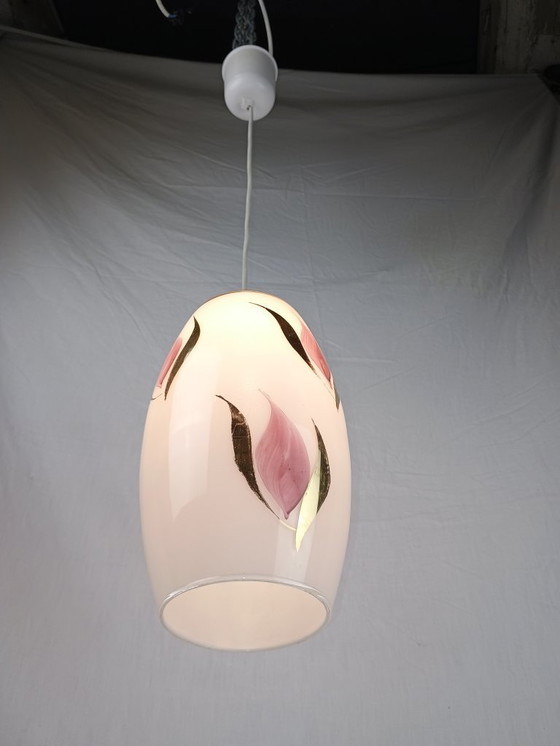 Image 1 of Mid-century hanglamp met witte, briljante bloemenkap, jaren 50, Franse vintage ARLUS