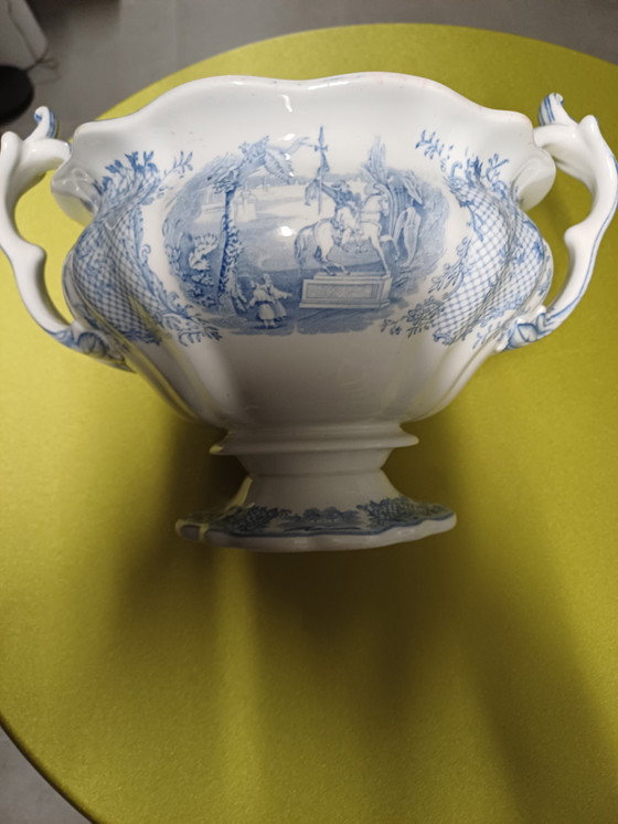 Image 1 of Gobelet bleu.