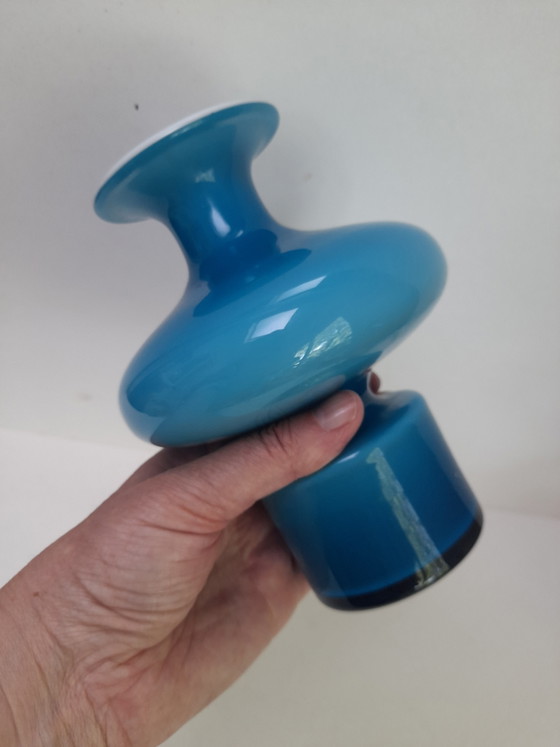 Image 1 of Blauwe opaline vaas Holmegaard Carnaby serie