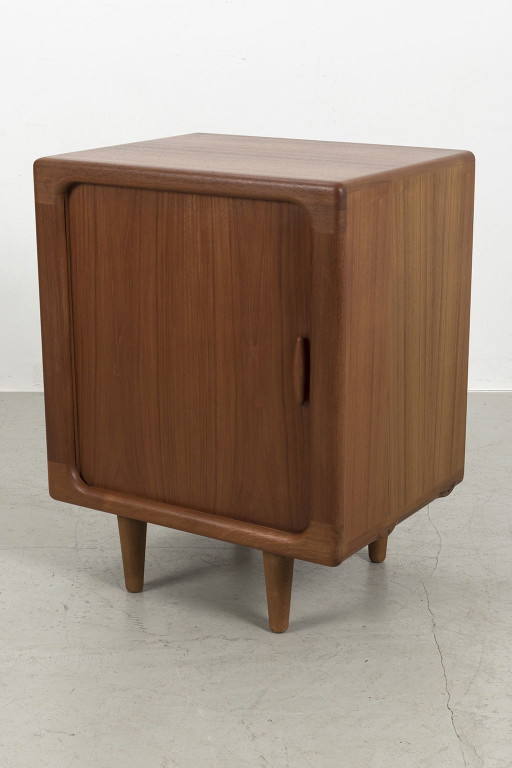 Dyrlund box