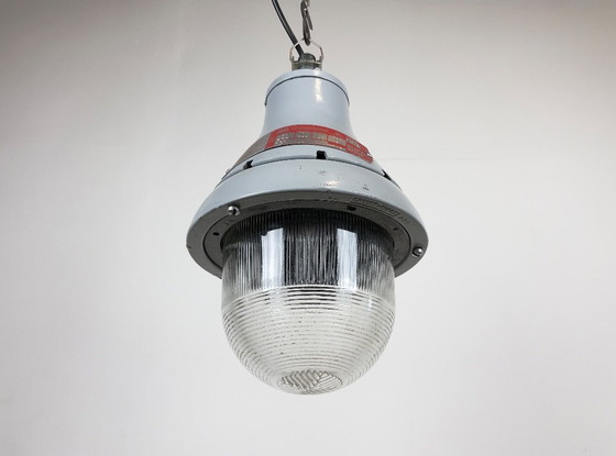 Image 1 of Lámpara industrial gris a prueba de explosiones de Crouse-Hinds, década de 1970