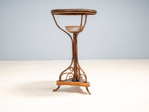 Table piédestal Art nouveau en bois courbé et rotin, Europe centrale, vers 1900-1925