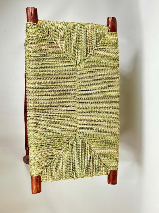 Image 1 of Panchina marocchina intrecciata a mano – Stile rustico boho, seduta in foglie di palma naturali