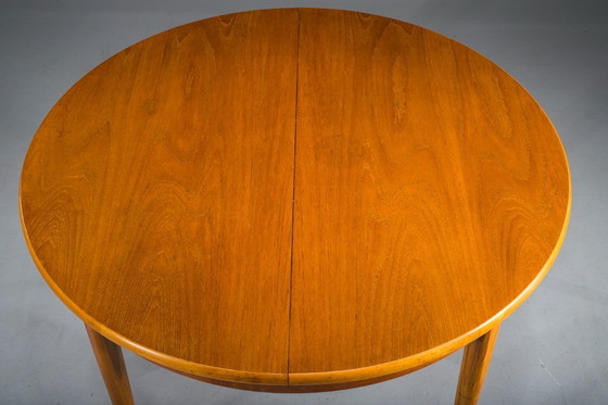 Image 1 of Round Teak Veneered Extendable Dining Table from G-Plan, 1960s