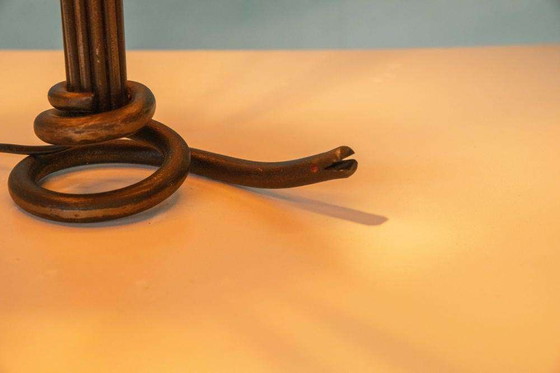 Image 1 of Lampe de table art déco en fer forgé des années 40 abat-jour serpent
