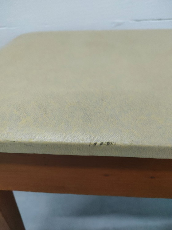 Image 1 of Tabouret d'appoint vintage de style scandinave, assise en similicuir, années 60/70