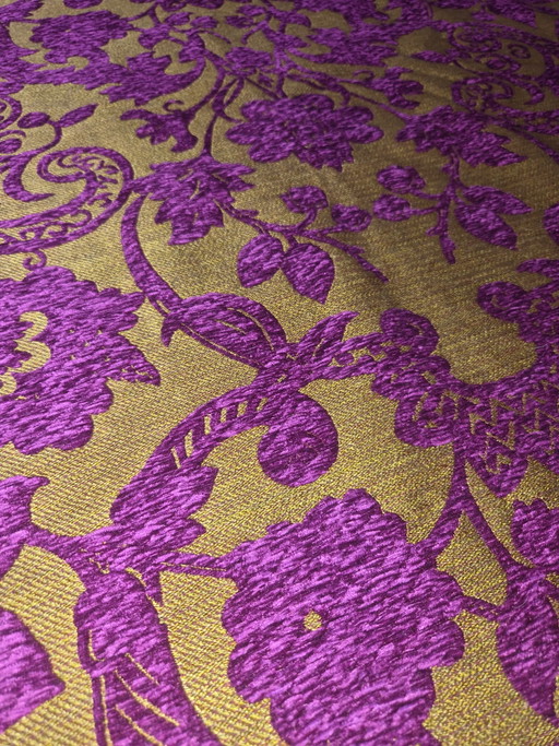 Wunderschöner Vintage-Jacquard-Velours / Samt aus den 1950er Jahren – Lila/Gold – 2,5 x 1,3 m (Mit Van Reeuwijk Rotterdam-Etiket