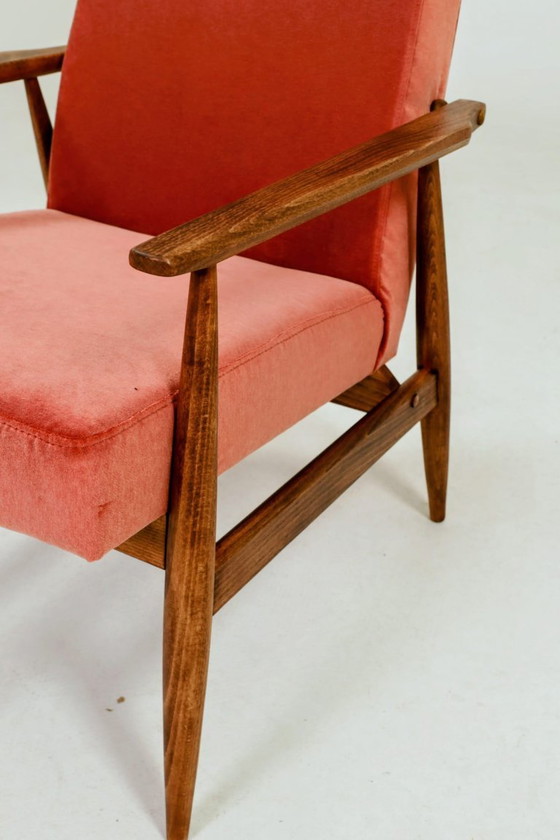 Image 1 of Modern longue chair strawberry velvet design by H.Lis