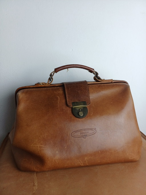 Medium Brown Leather Doctor's Bag