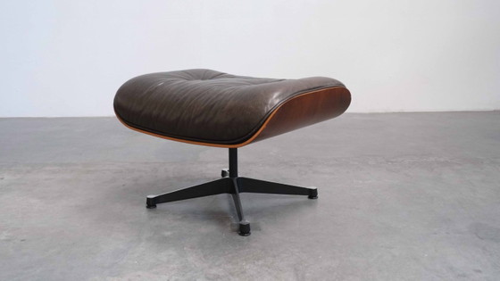 Vintage Eames Lounge Chair & Ottoman – Vitra – Fauteuils, Leather, Wood (photo 17 of 21)