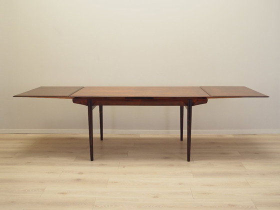 Image 1 of Table en bois de rose, design danois, années 1970, production : Danemark