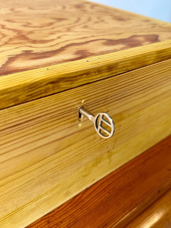 Image 1 of Scatola di legno vintage con chiave