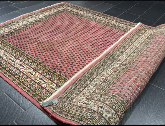 Image 1 of Preciosa alfombra oriental anudada a mano – Sarough Mir (Rosa Antigua / Paisley)