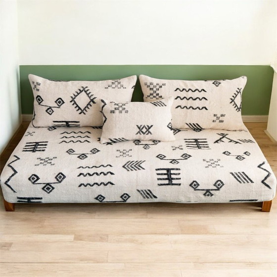 Image 1 of Handgemaakte Marokkaanse vloerbank