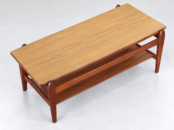 Vintage teak coffee table with reversible top – Wood (photo 4 of 6)