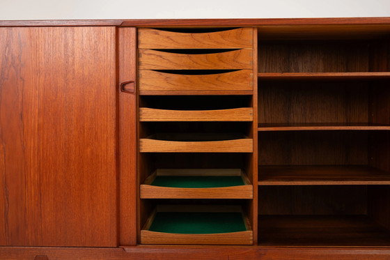 Highboard by Henry Rosengren Hansen for Brande Møbelindustri, Denmark 1960s – Sideboard, Scandinavian (photo 6 of 12)