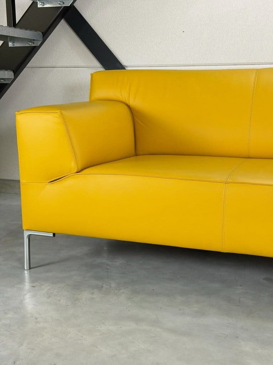Design on Stock Bloq 3-seater sofa - ocher yellow leather, 3-5 seaters, Chrome (photo 5 of 10)