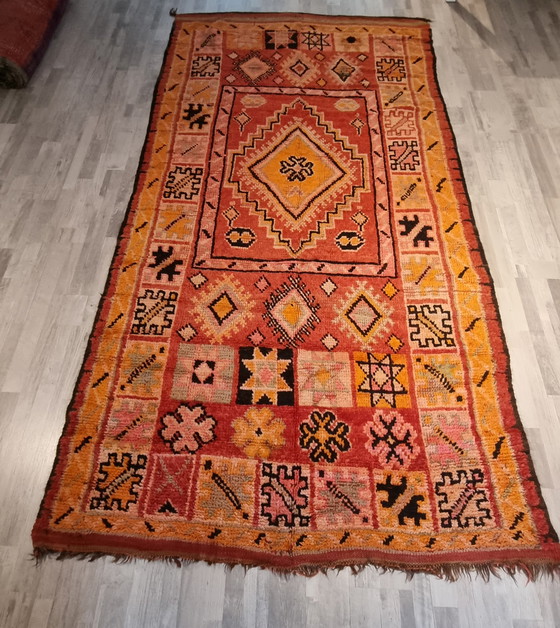 Image 1 of Beni mguild Berber rug 326x167 cm