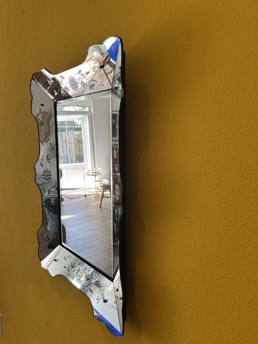 Precioso espejo veneciano vintage – Cristal grabado 79x58 cm