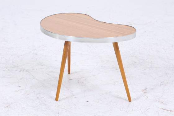 Image 1 of Vintage niervormige tafel | Mid Century bloementafel | Bijzettafels jaren 60 #07-39