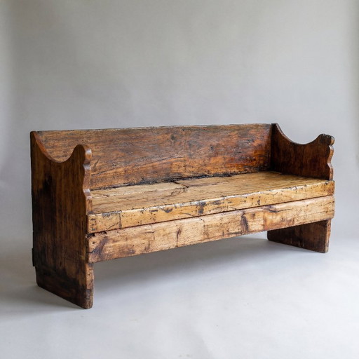 Antiguo banco "Escó catalan" de madera de pino
