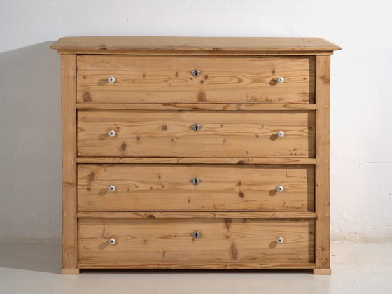 Chest of drawers in stripped pine – Central Europe, circa 1920 – Wood, Ceramic, Rustic (photo 28 of 40)