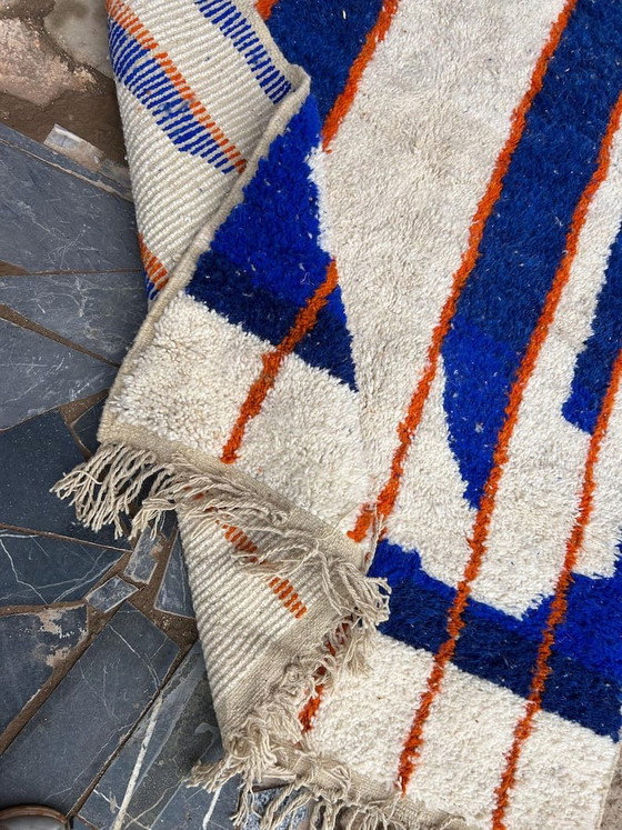 Image 1 of Handwoven Berber rug, traditional craftsmanship, size 150/250 cm