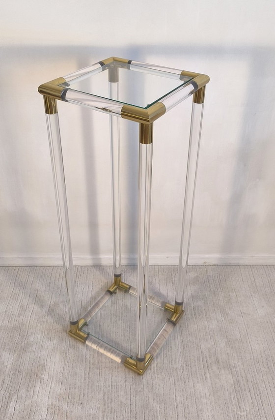 Image 1 of 😍✨ Excepcional soporte de columna de Charles Hollis Jones en Lucite y latón, década de 1970 ✨😍