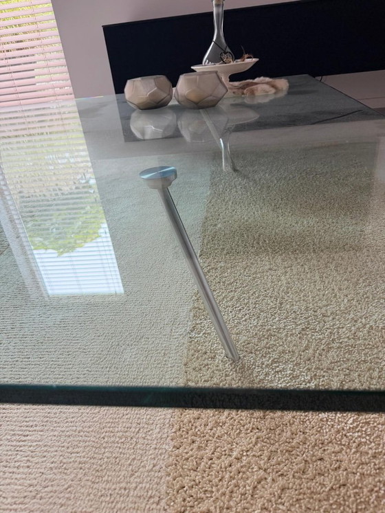 Maupurtus Coffee Table 160x160 – Maupertuis, Glass, Metal (photo 3 of 5)