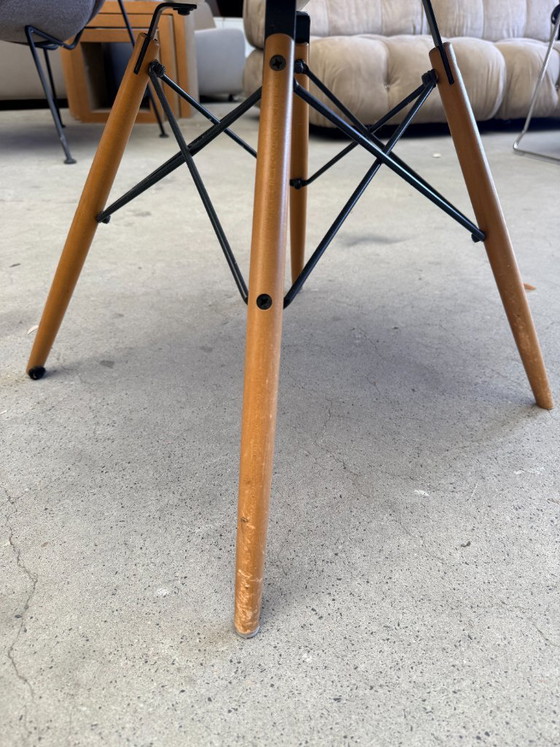 Vitra Eames DAW con cojín incorporado – Sillones, Metal, Plastic (photo 11 of 14)