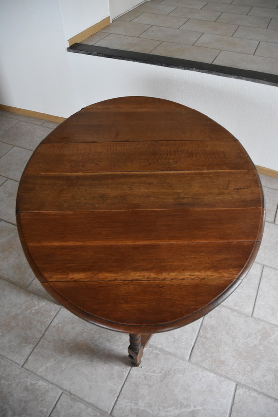 Image 1 of Solid Oak English Hanging Table