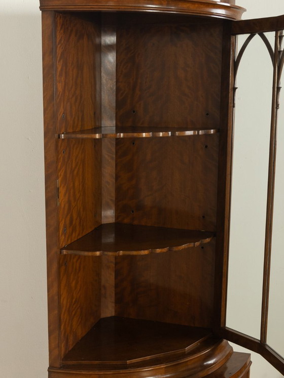 Vitrina esquinera inglesa de estilo georgiano – Madera (photo 6 of 7)