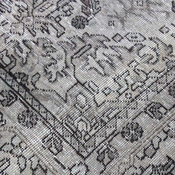 Image 1 of Hand-knotted vintage art rug 386x291cm