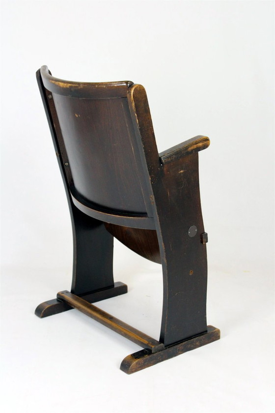 Image 1 of Fauteuil de cinéma vintage Ton (Thonet), tchèque des années 1940, siège de théâtre en bois