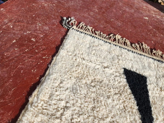 Beni Ouarain Berber rug in cream with black pattern 300x200 cm – natural wool – Rugs & carpets, Cotton (photo 7 of 12)