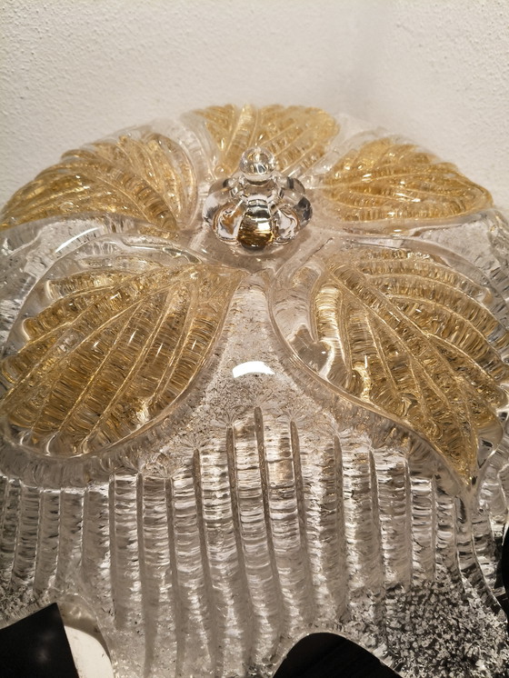 Image 1 of Vintage design modernist glazen bloemen Murano plafonnière toegeschreven aan Barovier et Toso