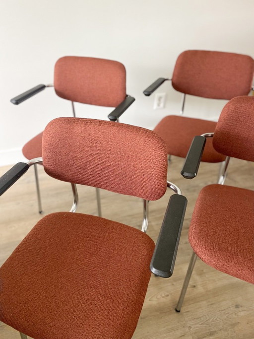 Set of 4 vintage Gispen chairs | with armrests | terra reupholstered