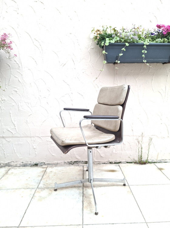 Image 1 of Vintage chrome office chair