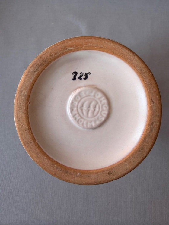 Khaki Bornholm Vase – Ceramic (photo 5 of 5)