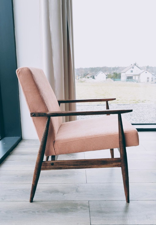 Fauteuil vintage saumon rose velours côtelé mid century modern design 1970