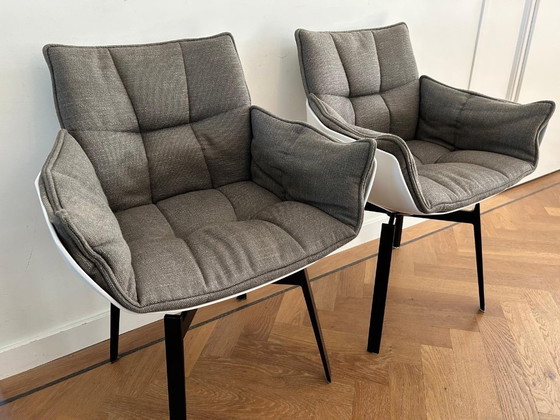 Image 1 of 2 prachtige B&B Italia Husk design stoelen