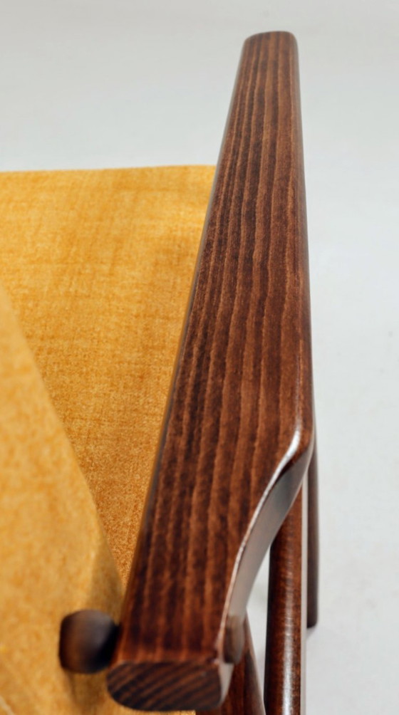 Image 1 of Poltrona in stile moderno di metà secolo color ambra, design Hermès di H.Lis.