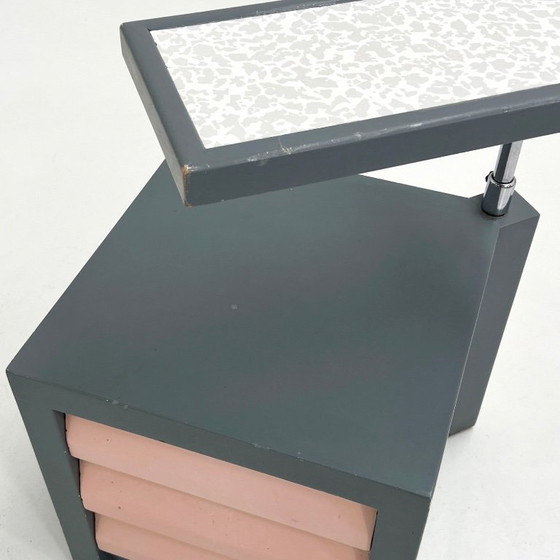 Image 1 of Cómoda lateral estilo Memphis, años 80